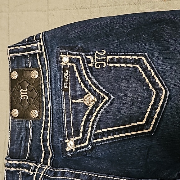 Miss Me Jeans - Picture 3 of 5